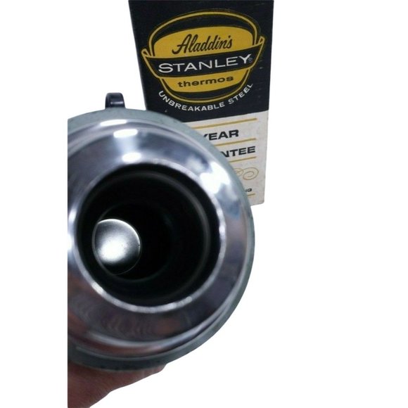 VINTAGE Aladdin Stanley 1-Quart Thermos UNBREAKABLE USA Made 1976 W/ Box A-944B - Picture 3 of 8